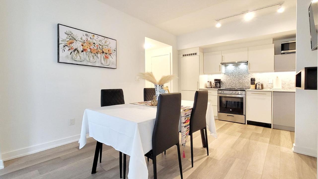 Lovely 3 Bedrooms In Of *